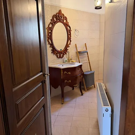 Apartament Goldring