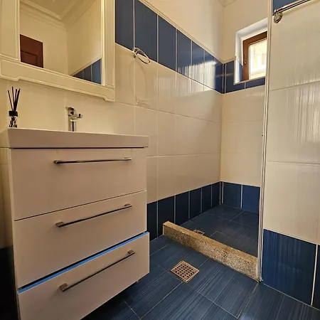 Apartament Goldring *