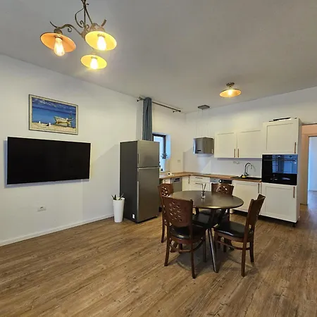 Apartament Goldring *