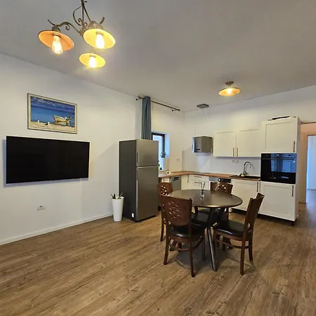 Apartament Goldring