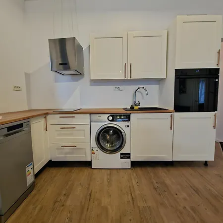 Goldring Apartament *