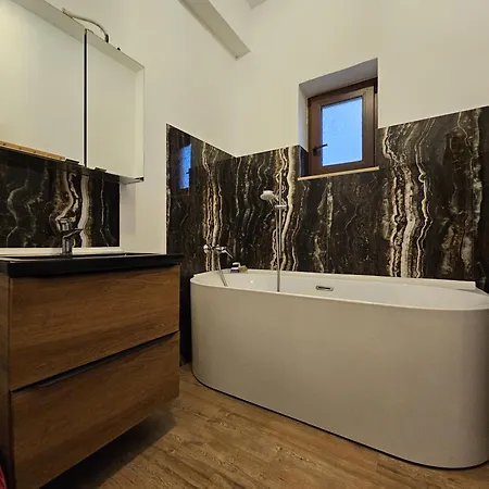 Apartament Goldring