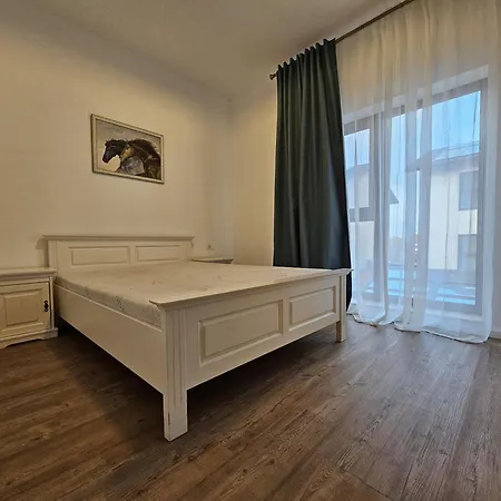 Goldring Apartament *